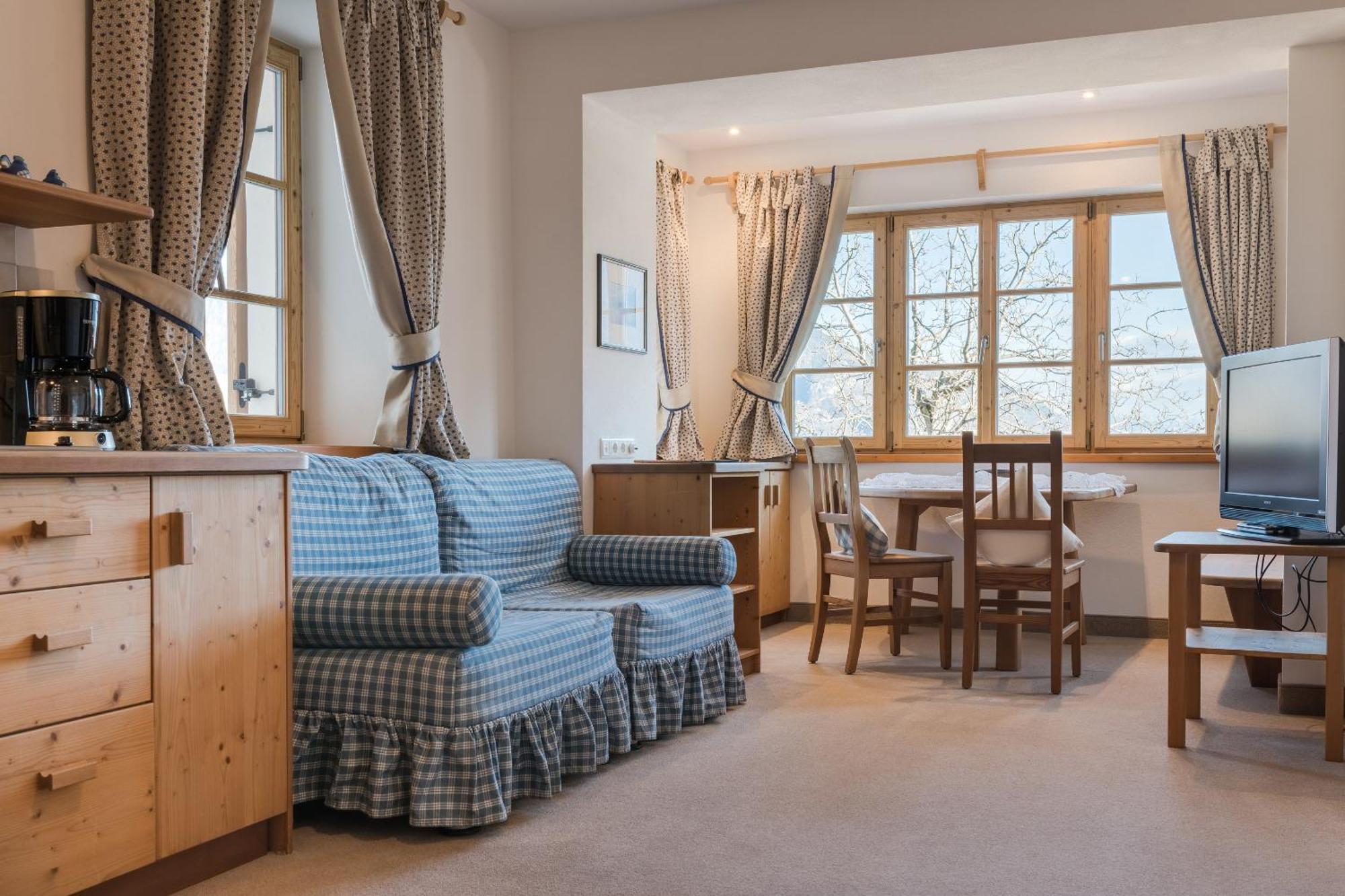 Huber Unterm Baum Appartement Algund Kamer foto