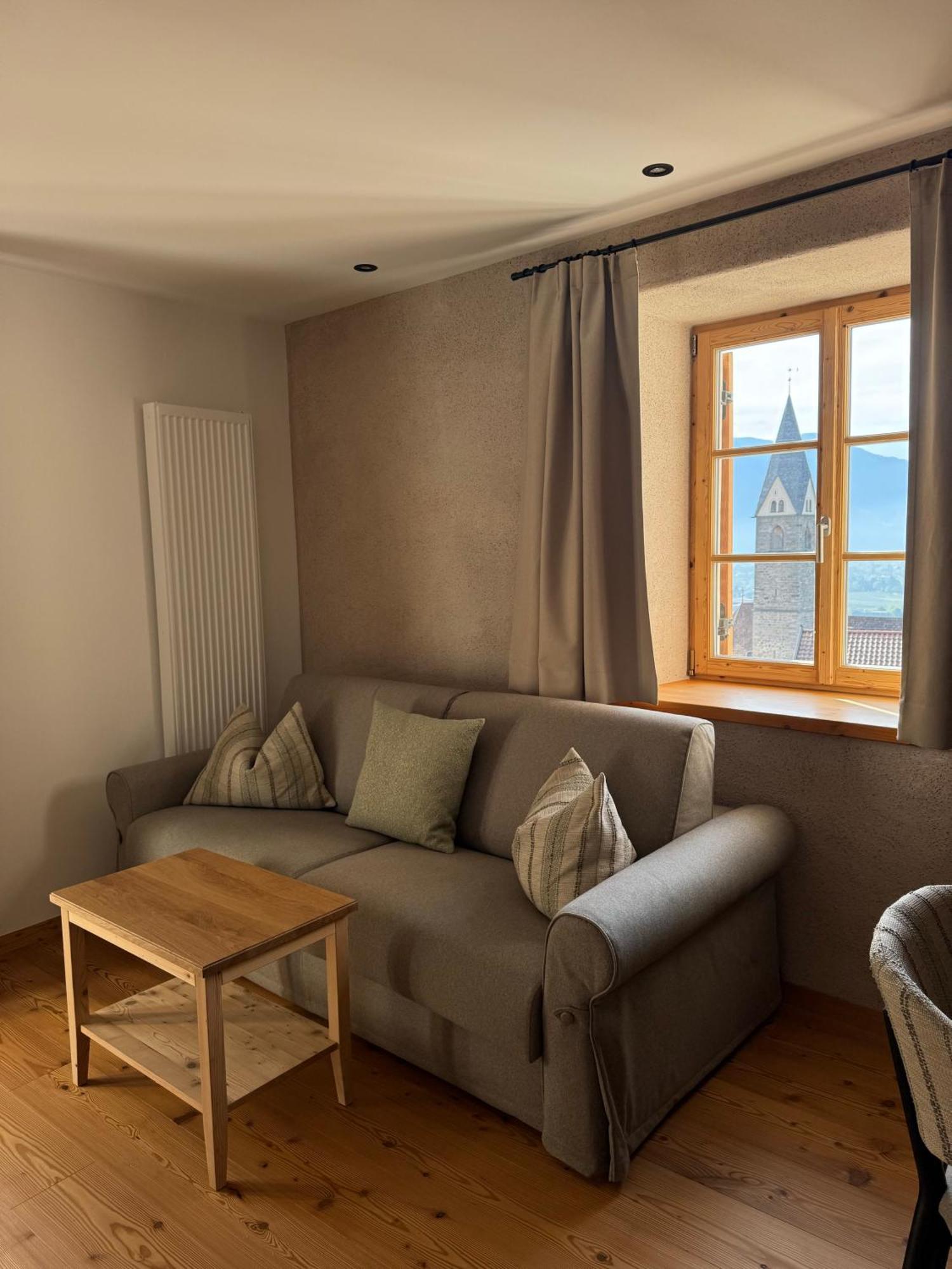 Huber Unterm Baum Appartement Algund Kamer foto