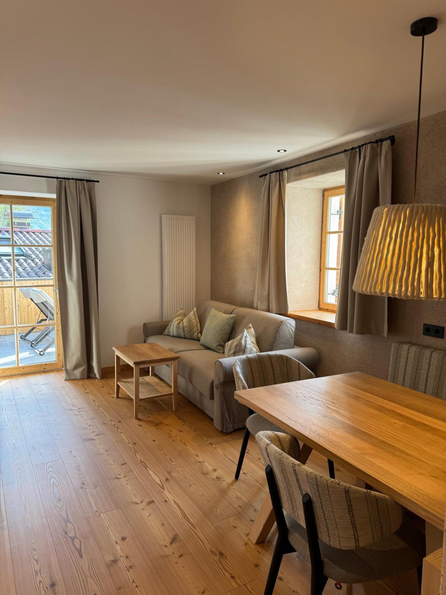 Huber Unterm Baum Appartement Algund Buitenkant foto