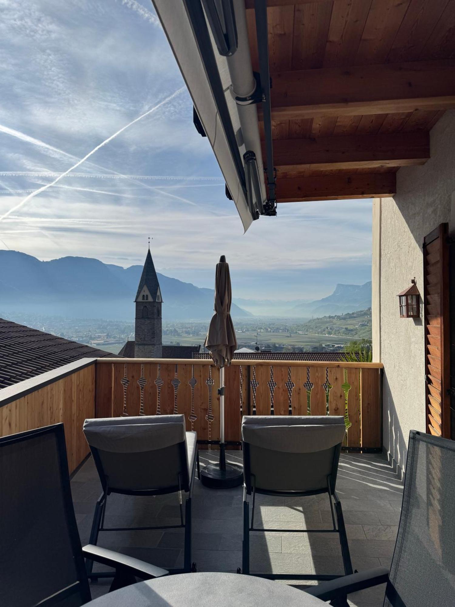 Huber Unterm Baum Appartement Algund Kamer foto